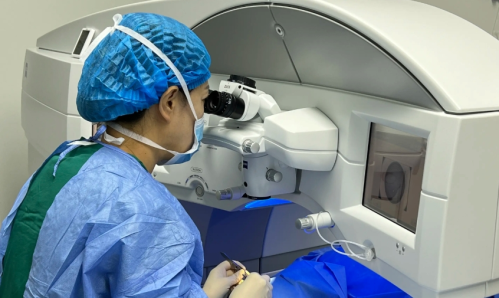 苏州近视手术医院排名，公立 vs 私立眼科医院技术设备+信息全公开