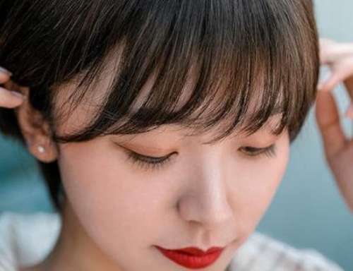 圆脸剪什么短发好看？这几款显脸小短发太适合圆脸女生了