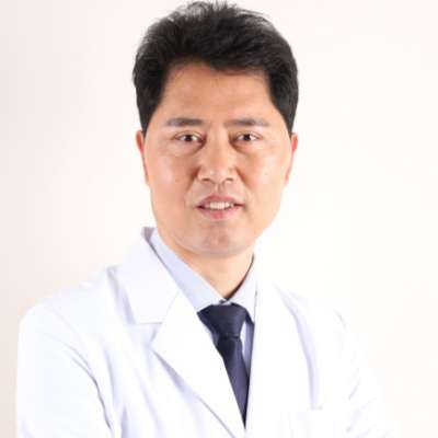 杨万忠